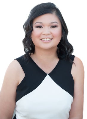Portrait of AMANDA KU, Co-Founder and REALTOR
